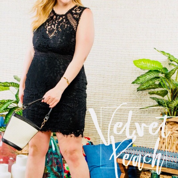 Dresses & Skirts - One left! Black Lace Detail Dress
